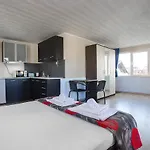 Къща за гости Sineva 3*