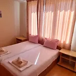 Къща за гости Sineva Равда