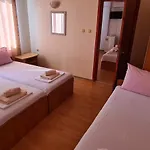 Sineva Къща за гости Равда
